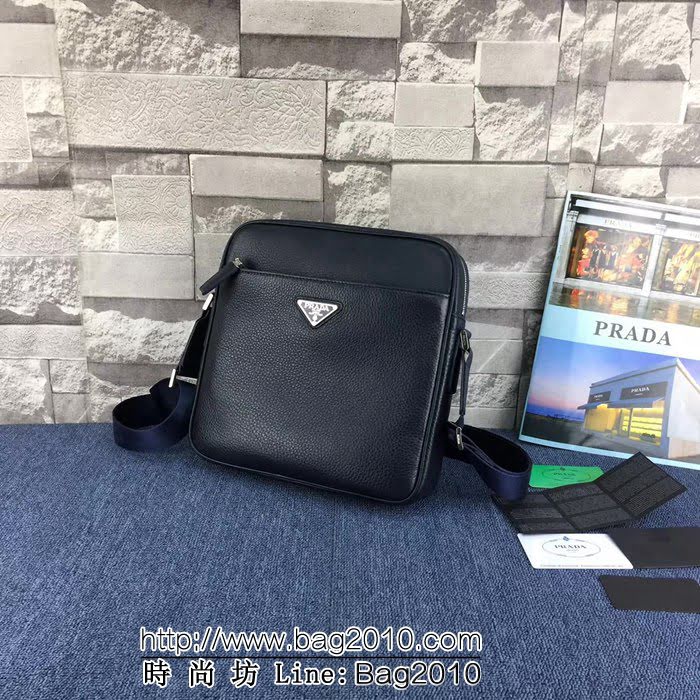 普拉達PRADA原單 P家新款專櫃品質 2VE471原廠自然摔紋牛皮 男士單肩斜挎包 PHY1334